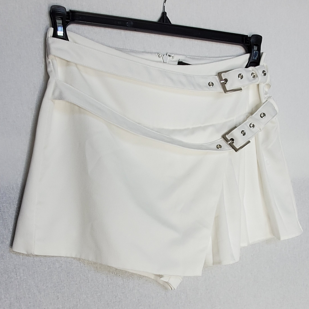 Belted Pleated Mini Skort